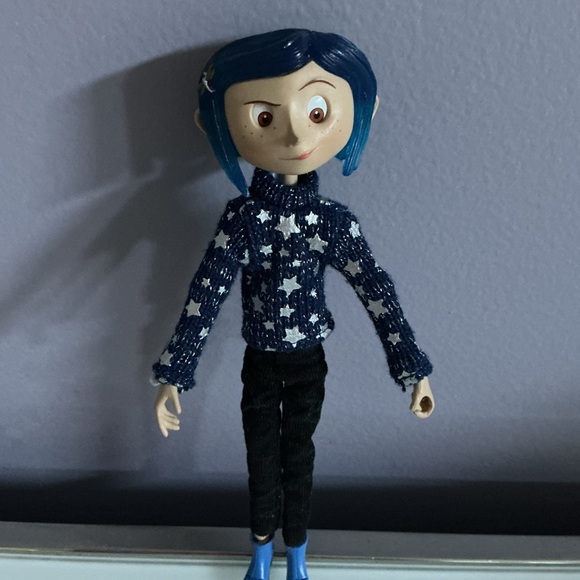Netflix Other - Coraline Blue Star Sweater Doll